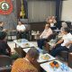 Ketua Umum SMSI Firdaus menyerahkan undangan Konvensi Nasional SMSI secara langsung kepada Kabaintelkam Komjen Pol Syahardiantono di Mabes Polri, Rabu (23/7/2025).