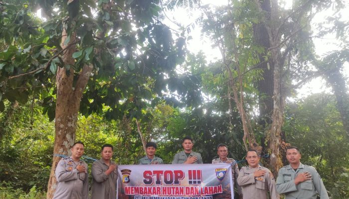 Polres Kotabaru Edukasi Bahaya Karhutla ke Warga Sebelimbingan