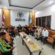 Ketua Komisi III DPRD Tanah Bumbu, Andi Asdar Wijaya, memimpin kunjungan kerja ke DPRD Kabupaten Banjar untuk membahas pembahasan RKPD APBD Perubahan 2025, Jumat (4/7/2025).