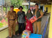 Tindak Lanjut Instruksi Bupati, BPBD Tanah Bumbu Salurkan Bantuan untuk Korban Kebakaran di Pulau Tanjung