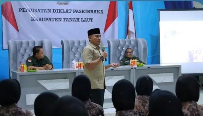 Bupati Tanah Laut Motivasi Paskibraka 2025 Jadi Generasi Berintegritas dan Cinta Tanah Air