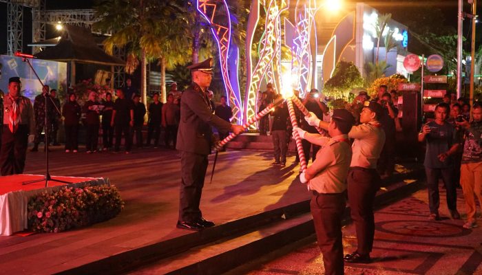 Kotabaru Gelar Apel dan Pawai Taptu Jelang HUT ke-80 RI