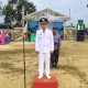 Kepala Desa Bangun Jaya Suhartono bertindak sebagai inspektur upacara peringatan HUT RI ke-80 di Kecamatan Balai Riam, Minggu (17/8/2025).