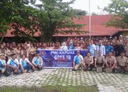 PWI Kapuas Goes To School, Kenalkan Jurnalistik ke Siswa SMKN 1 Kuala Kapuas