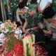 Kapolda Metro Irjen Asep Edi Suheri menghadiri pemakaman Affan Kurniawan, pengemudi ojol yang tewas tertabrak rantis Brimob, di TPU Karet Bivak Jakarta, Jumat (29/8/2025).
