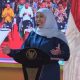 Gubernur Jawa Timur Khofifah Indar Parawansa memimpin rapat penetapan kenaikan UMK 2025 secara daring, membahas kesejahteraan pekerja di seluruh kabupaten/kota.