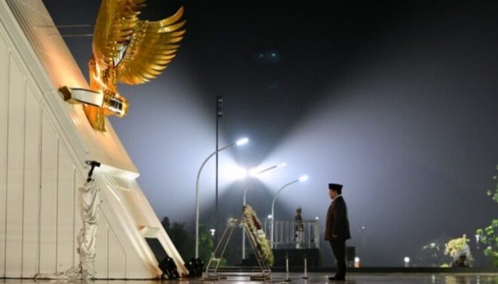 Presiden Prabowo Pimpin Renungan Suci di TMP Kalibata