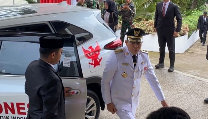 Bupati Andi Rudi Latif Rayakan HUT RI ke-80 dengan Kesederhanaan