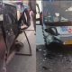 Kondisi bus karyawan dan mobil Daihatsu Sigra sama-sama ringsek di bagian depan usai tabrakan di underpass PT BIB, Jalan Ahmad Yani, Angsana, Senin (25/8/2025).