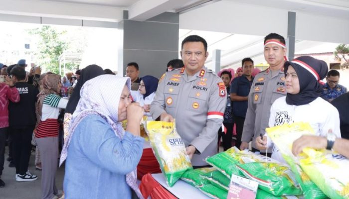 Polres Tanah Bumbu Salurkan 7,5 Ton Beras SPHP Lewat Program Gerakan Pangan Murah