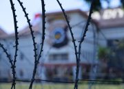 Polda DIY Tangkap Satu Pelaku Pembakaran Mapolda, Diduga Mahasiswa UNY