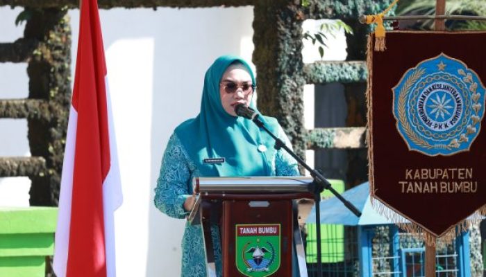 Ketua TP PKK Tanah Bumbu Buka Jambore Kader PKK 2025, Ratusan Kader Antusias Ikuti Lomba