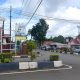 Jalan KH Mansyur, Tanah Laut, yang biasanya menjadi lokasi pemasangan spanduk atau baliho kegiatan. Namun hingga kini belum terlihat tanda-tanda promosi Porprov Kalsel 2025.