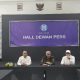 Ketua Umum PWI Pusat Akhmad Munir saat pengumuman susunan pengurus PWI Pusat 2025–2030 di Hall Dewan Pers, Senin (15/9/2025).