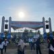 Masyarakat dan jajaran pemerintah daerah antusias mengikuti senam pagi dalam rangka Aksi Sinergitas Merah Putih di Lapangan Sepakbola Pagatan.