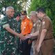Sekda Kotabaru, H Eka Saprudin, hadir mewakili pemerintah daerah dalam Apel Penyerahan Pasukan Alih Kodal, mendukung keamanan dan ketertiban wilayah.