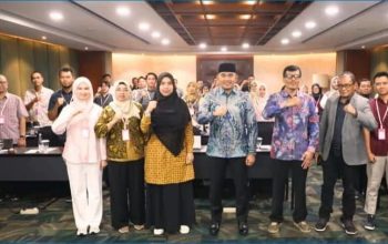 Bupati Tanah Laut H. Rahmat Trianto membuka Bimtek Audit BUMD dan Pengawasan Hibah yang digelar Inspektorat Tala di Bandung, Kamis (11/9/2025).