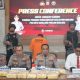 Kapolres Banjar AKBP Dr. Fadli saat konferensi pers pengungkapan kasus narkotika 19 kilogram sabu hasil tangkapan patroli lalu lintas di Gambut.