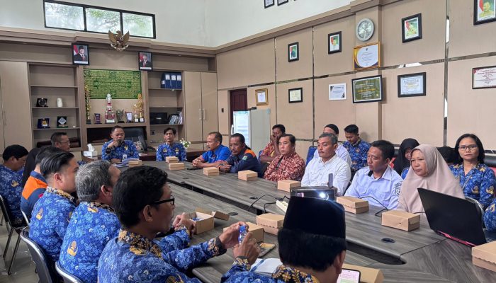 Bupati Andi Rudi Latif Dorong Penguatan KP-SPAM untuk Ketahanan Air Bersih
