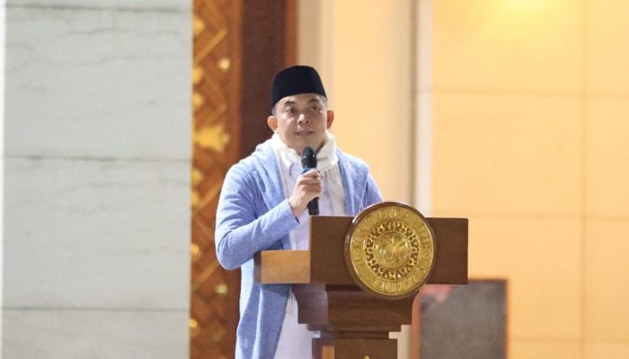 Bupati Tanah Bumbu Tak Kuasa Menahan Haru Saat Peringatan Maulid Nabi