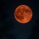 Fenomena gerhana bulan total atau blood moon dapat diamati tanpa alat bantu di seluruh wilayah Indonesia malam ini (Foto: BMKG)