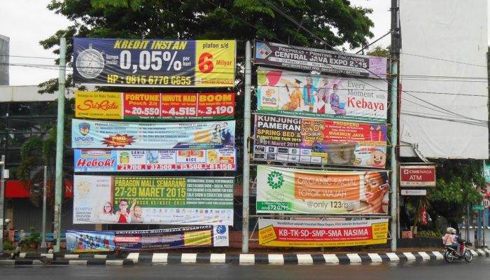 Surabaya Tertibkan 155 Reklame Ilegal, Satpol PP Janji Lanjutkan Operasi ini