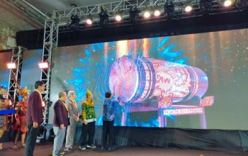 Plt Asisten Pemerintahan dan Kesra Setdaprov Kalsel, Muhamad Muslim, membuka secara resmi PITNAS ke-33 IPDI di Banjarmasin.