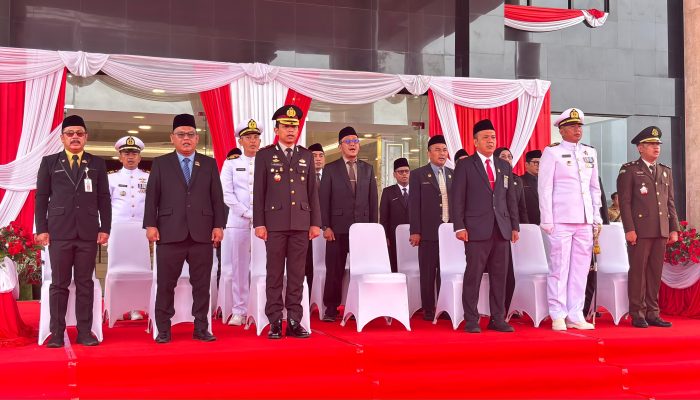 Panglima TNI Tekankan Soliditas dan Kewaspadaan Prajurit pada Peringatan HUT ke-80 TNI di Kotabaru