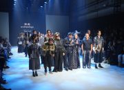 Sasirangan Tanah Laut Tampil Memukau di Plaza Indonesia Men’s Fashion Week 2025