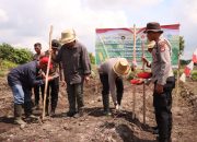 Polres Batola Kolaborasi dengan PT ABS dan Petani Gelar Penanaman Jagung Serentak