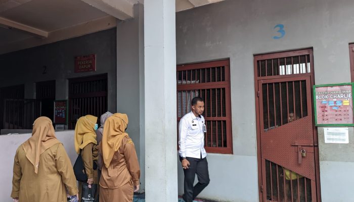 Jaga Kesehatan Warga Binaan, Lapas Batulicin dan Puskesmas Pulau Tanjung Gelar Sosialisasi PHBS