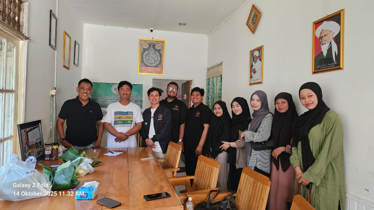 Pertemuan DPC dan DPD Pemuda Tani Indonesia Kalimantan Selatan bersama Pembina H. Syamsul Bahri di Banjarmasin membahas program Aquaponik.