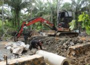 TMMD ke-126 Kodim 1022/Tanah Bumbu Bangun Gorong-Gorong di Desa Rejosari