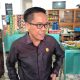 Wakil Ketua DPRD Tanah Laut Muslimin memberikan keterangan dukungan penuh terhadap Porprov XII Kalsel 2025.