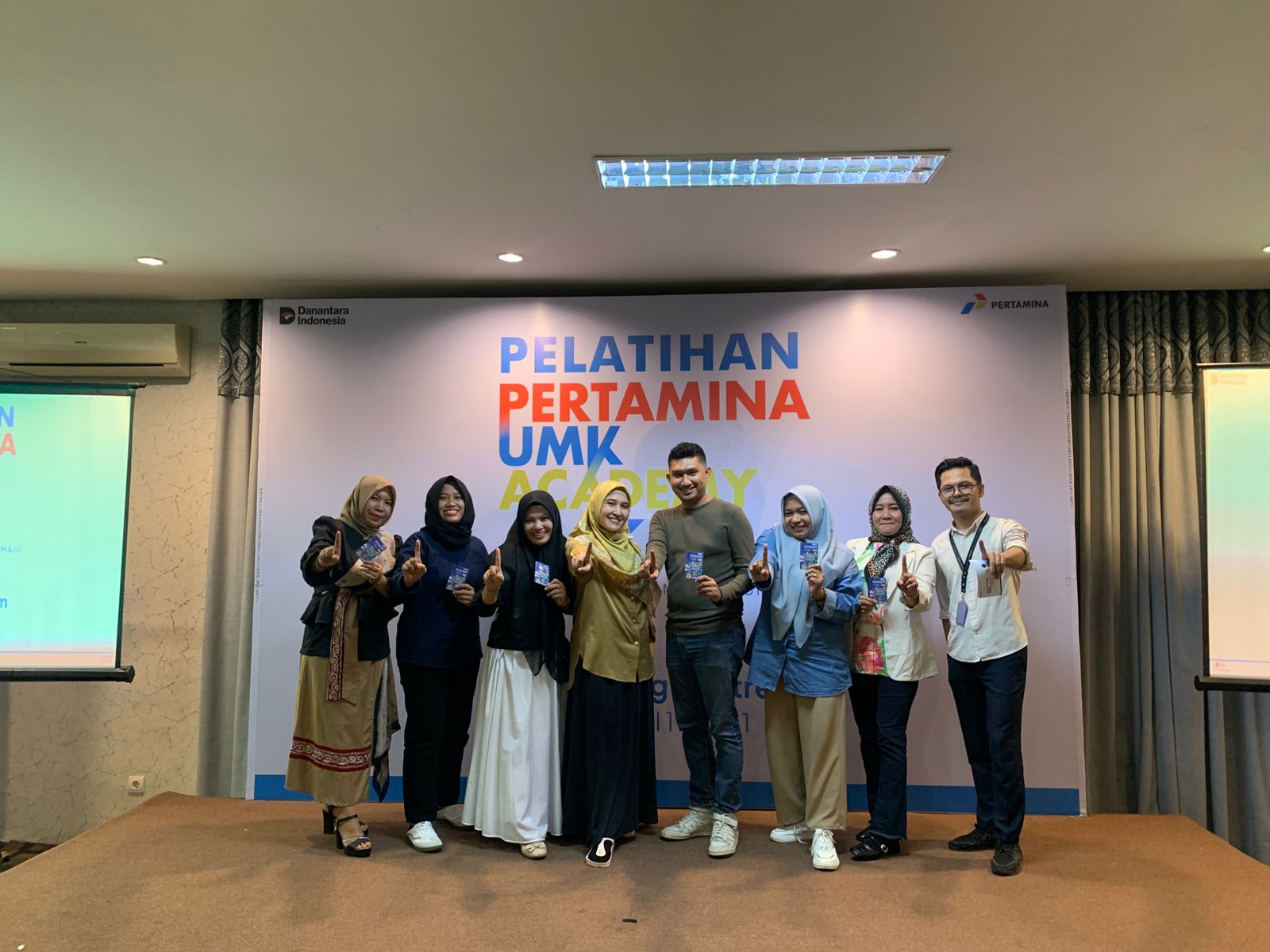 Peserta Pertamina UMK Academy 2025 mendengarkan pemaparan materi pelatihan kewirausahaan yang digelar Pertamina Hulu Energi di Medan.