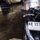Sepeda motor rusak di tepi Jalan Sorobayan, Bantul, setelah kecelakaan tunggal yang melibatkan remaja di bawah umur.
