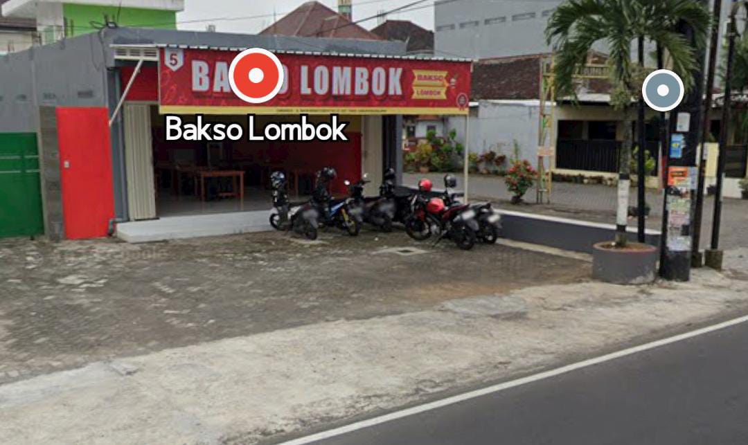 Tampak gerai Bakso Lombok di Malang yang dijadikan ilustrasi kasus investasi bodong berkedok usaha kuliner.