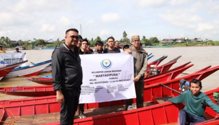 Bupati Kukar Aulia Rahman Tinjau Sejumlah Desa di Kota Bangun, Evaluasi Program Rp50 Juta per RT