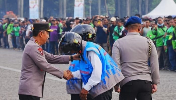 Hadiri Apel Ojol Kamtibmas, Kapolri Ajak Komunitas Ojol Bersinergi Jaga Keamanan Ibu Kota