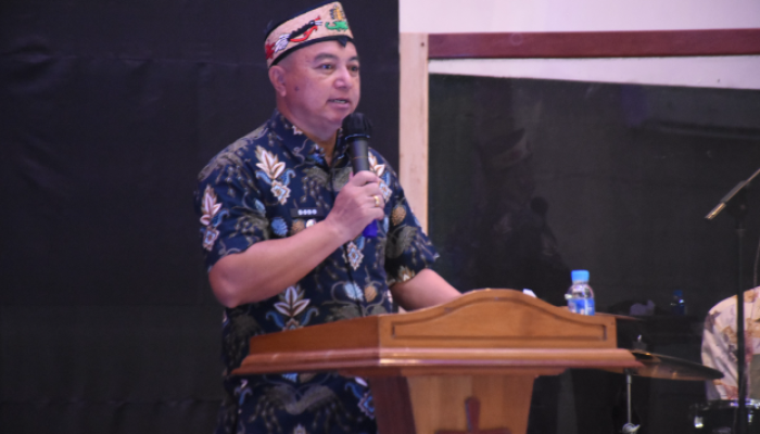 Hadiri Kebaktian Bersama,  Wabup Kapuas Ajak ASN Kristiani Perkuat Iman dan Toleransi