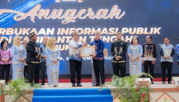 Layanan Informatif ke Masyarakat, Kapuas Diganjar Peringkat Dua Anugerah KIP 2025