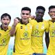 Pemain Barito Putera merayakan gol saat melawan Persipal Palu di Liga 2