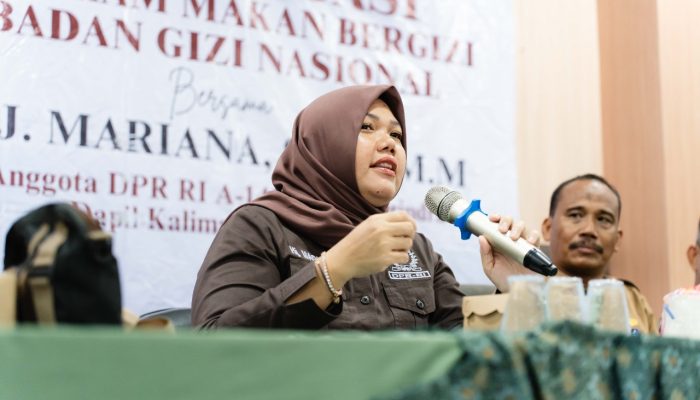 Penuhi Gizi Anak dan Ibu Hamil, DPR dan BGN Sosialisasikan Program Makan Bergizi Gratis di Tanah Laut