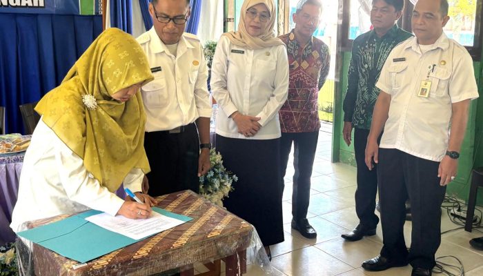 Pemkab Kotabaru Canangkan SMPN 2 dan SMAN 1 Pulau Laut Tengah sebagai Sekolah Siaga Kependudukan