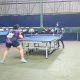 Atlet tenis meja Tanah Laut beraksi saat pertandingan Porprov Kalimantan Selatan 2025 di Pelaihari.