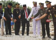 Kapolres Kotabaru Pimpin Upacara Ziarah Nasional Hari Pahlawan 2025