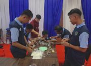 Dari Balik Jeruji, Cahaya Harapan Menyala: Warga Binaan Lapas Batulicin Belajar Bikin Lilin Aromaterapi