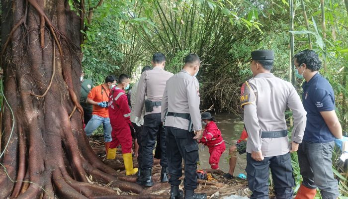 Mayat Pria Ditemukan Tersangkut Pohon Bambu di Kali Winongo Bantul