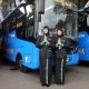 Armada Bus Trans Jatim melintas di Malang Raya dengan desain modern dan fasilitas ramah disabilitas.