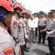 Wakapolda DIY Brigjen Pol Eddy Djunaedi memimpin apel kesiapsiagaan bencana di Mapolda DIY bersama personel TNI, BPBD, dan relawan.